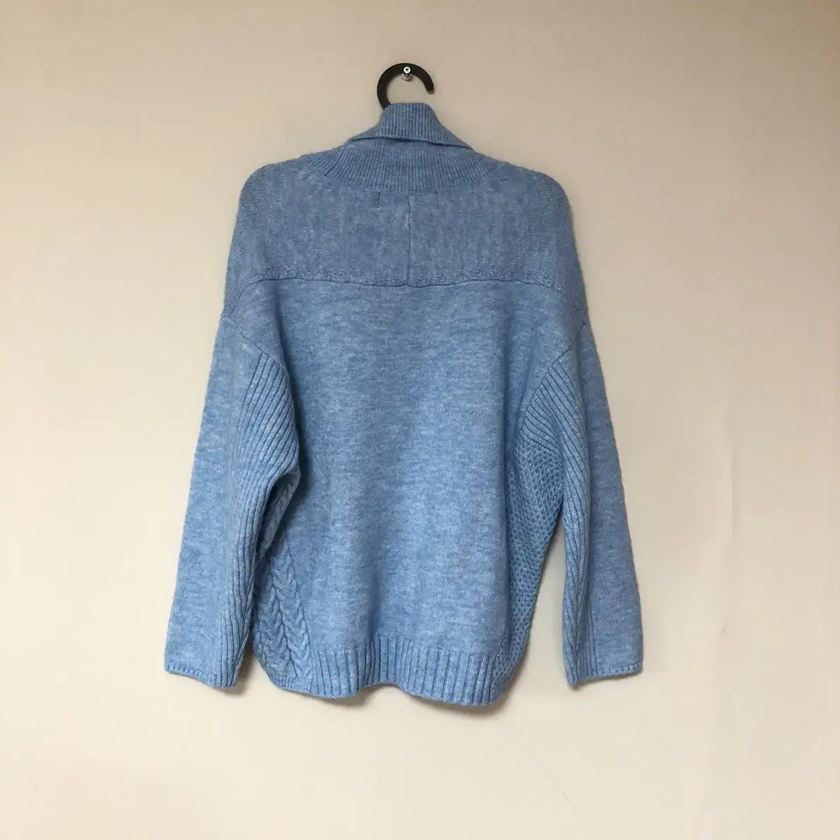 Vintage B& window turtleneck knit