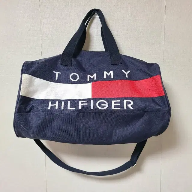 tommy hilfiger 타미힐피거 올드스쿨 크로스백