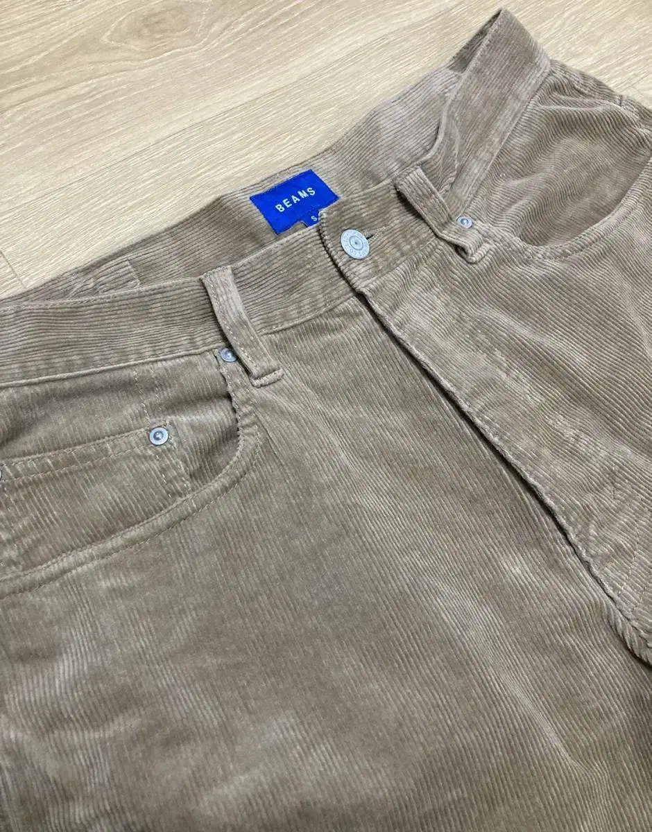 Beams Tapered Corduroy Pants