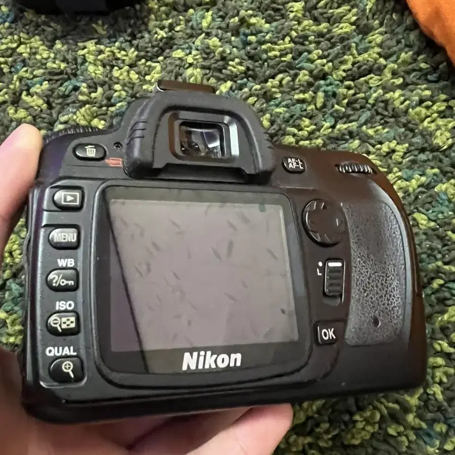 니콘 nikon D80 카메라 + 렌즈 2개 배터리와 충전기