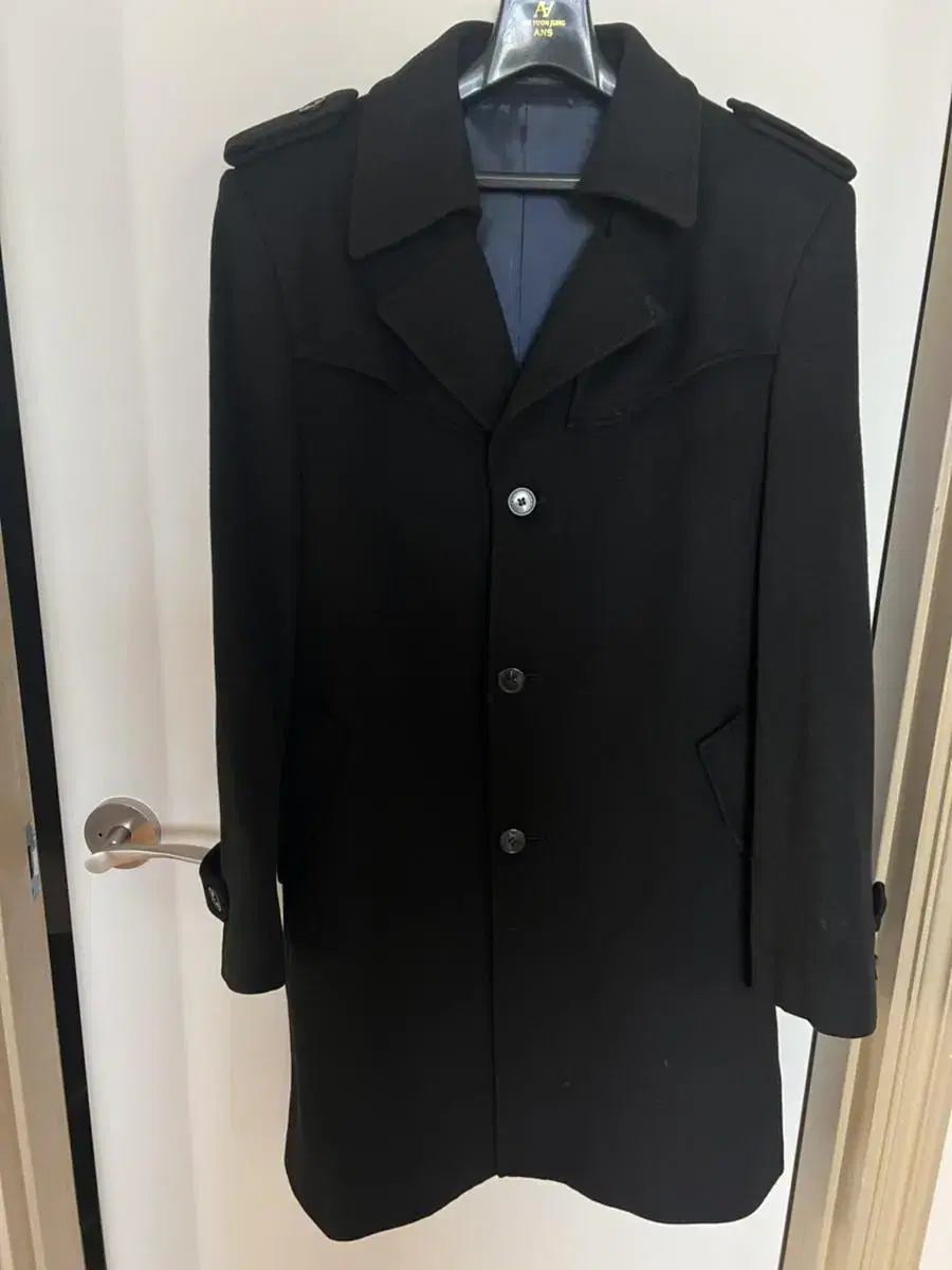 Black cashmere coat for Men Luomo Italy size 100