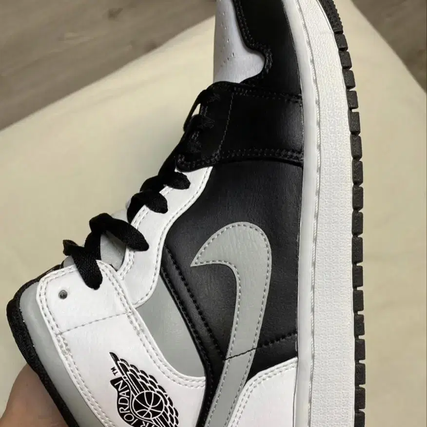 [275] 조던 1 미드 섀도우 jordan 1 mid shadow