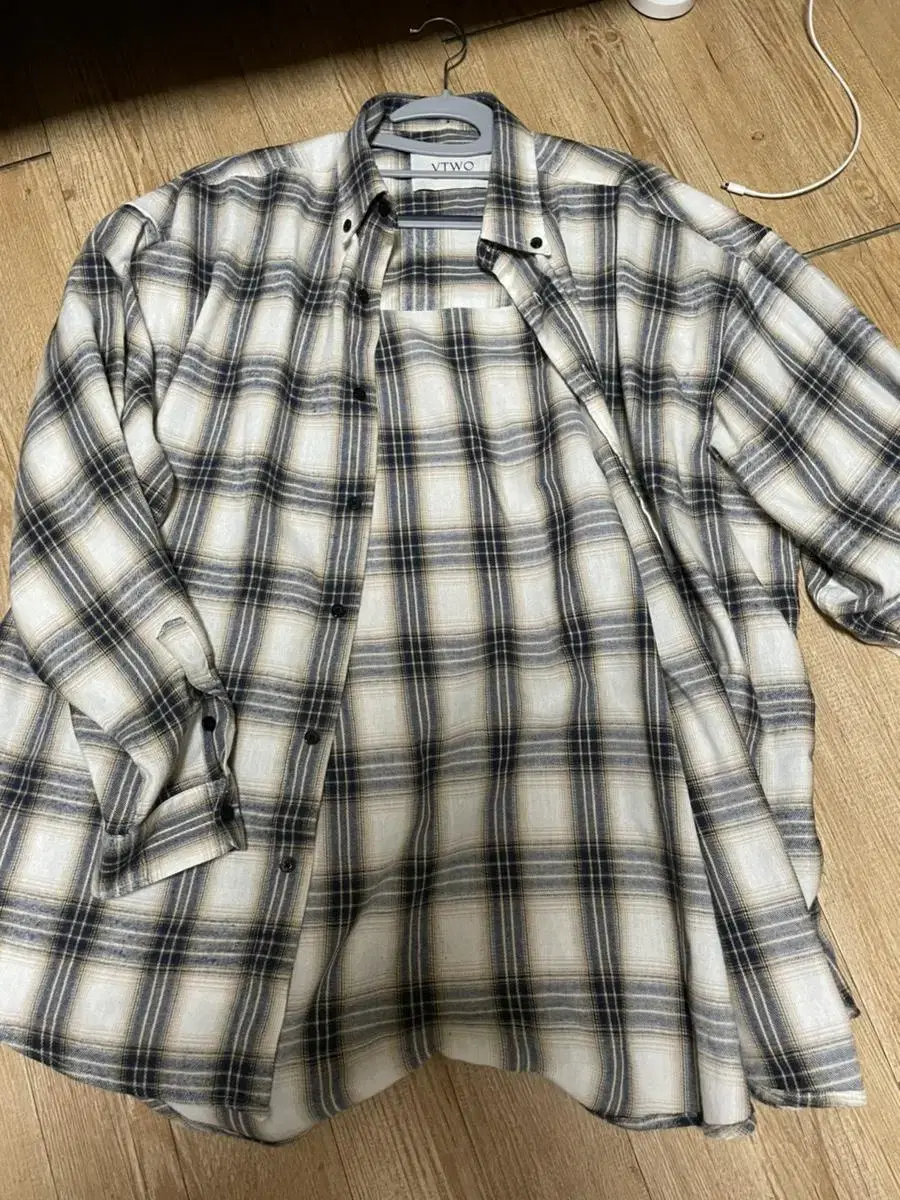 V-Tee Checkered Shirt