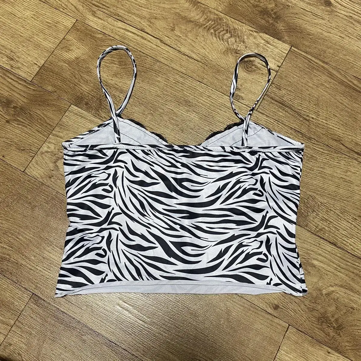 vintage y2k sleeveless zebra top