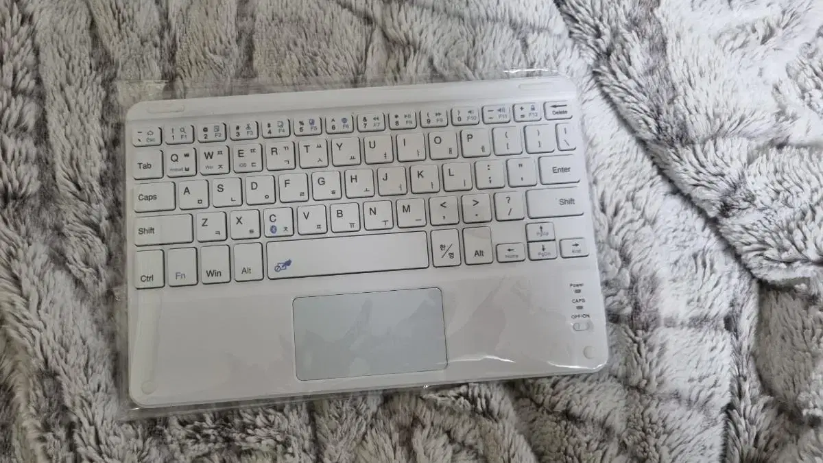 Wireless keyboard