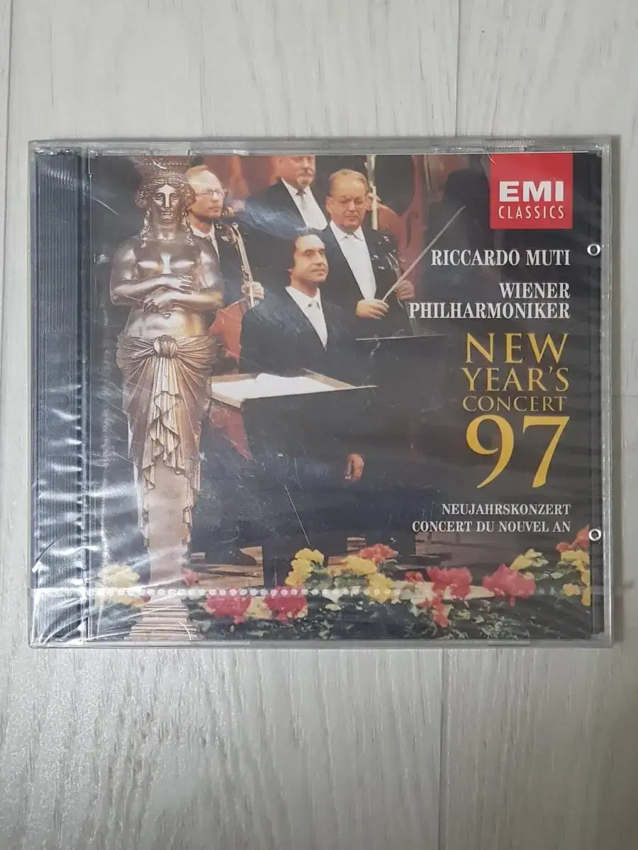 빈필 Riccardo Muti 신년음악회 미개봉 클래식 씨디 2cd 더블