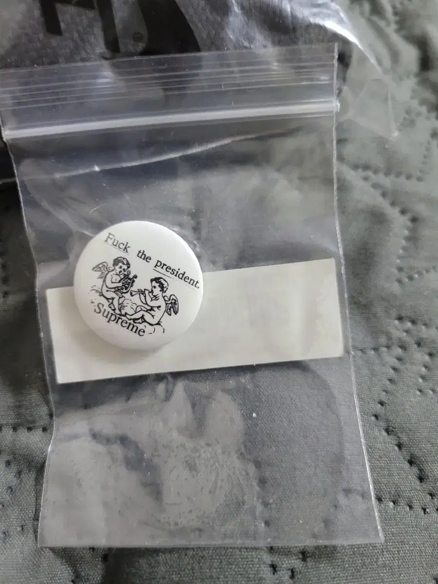 슈프림 FTP PIN