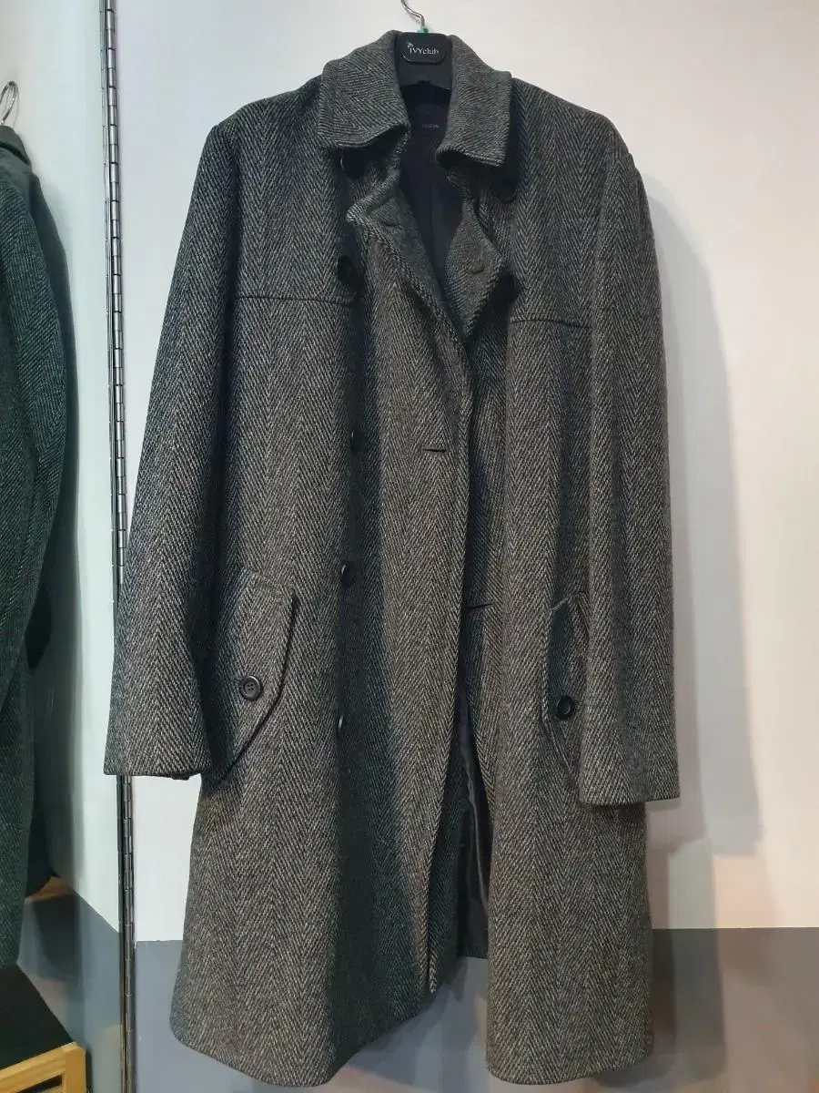 Woolen coat for Men by Giozia