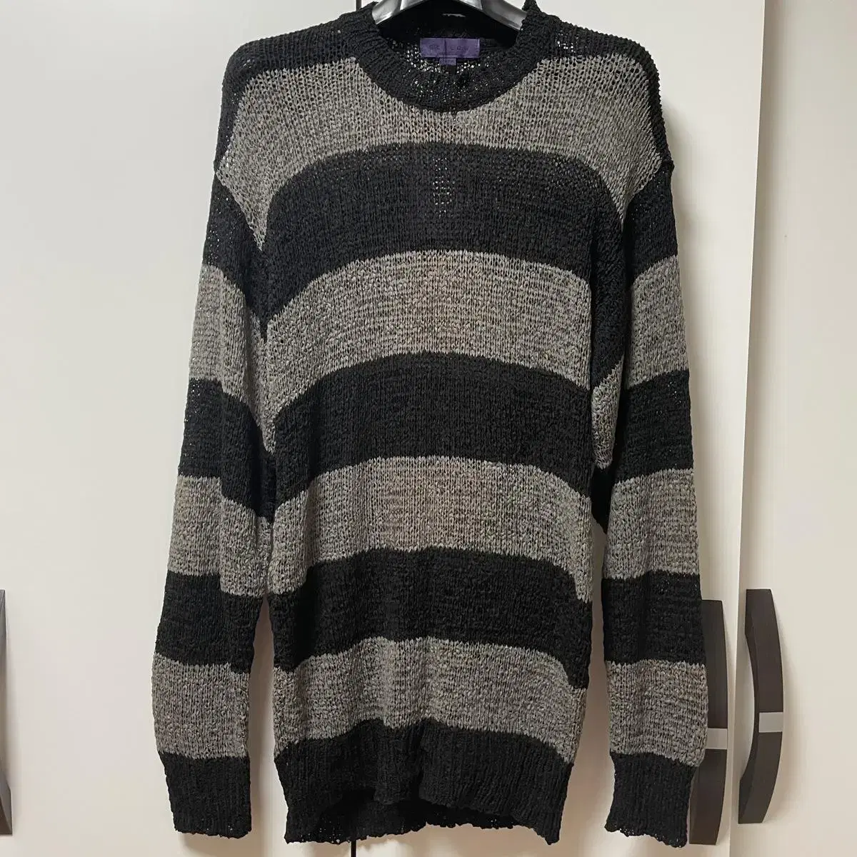 Non-slouchy loose-fitting striped knit