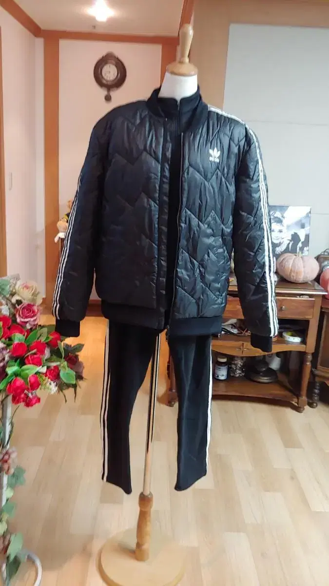 adidas black quilted down jacket 95