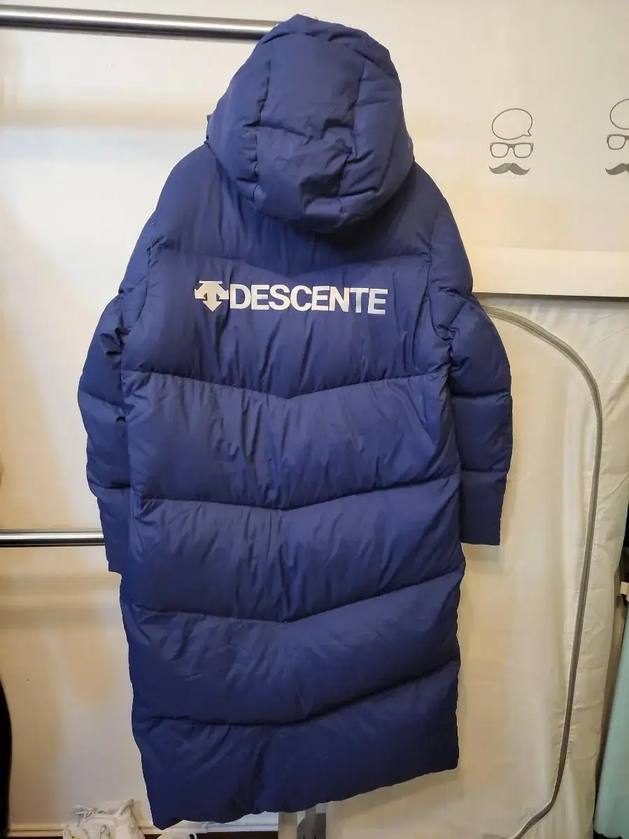 Genuine Descent Back Logo Long Padding