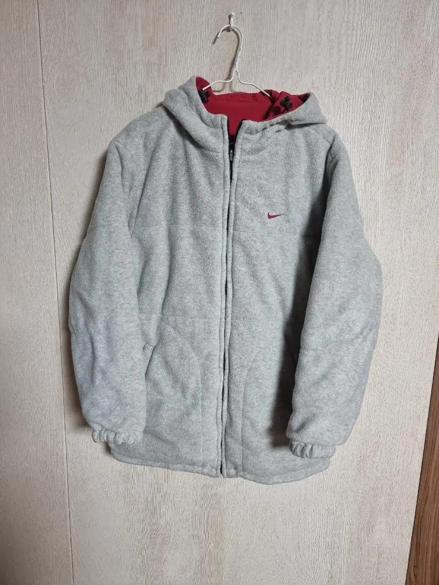 Nike Hoodie Padded Tennis Logo Old School Reversible Jumper Big Logo Red Gray