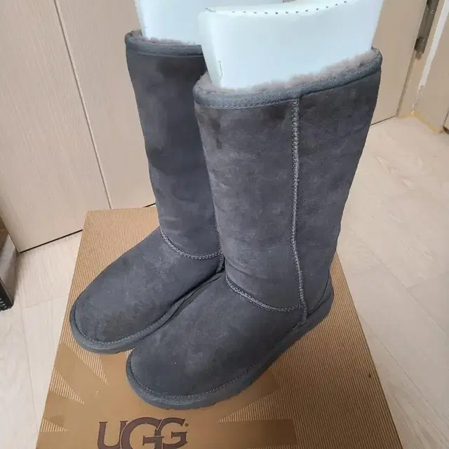 어그 UGG 클래식 톨 우먼