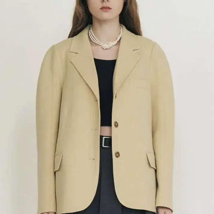 마론에디션 Custard Volume Sleeve Wool Blazer