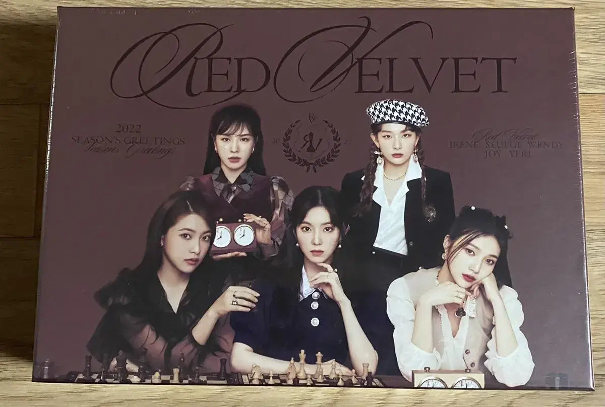 Red Velvet 2022Seasons Greetings