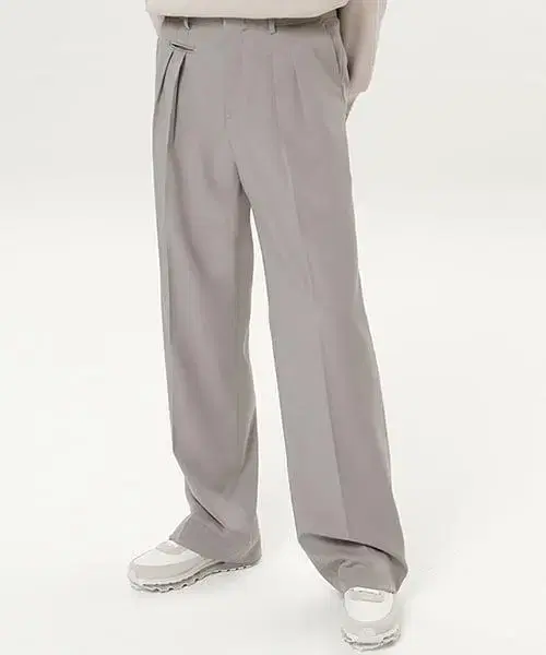 DeAnthur Coinpocket Two-Tuck Wide Slacks