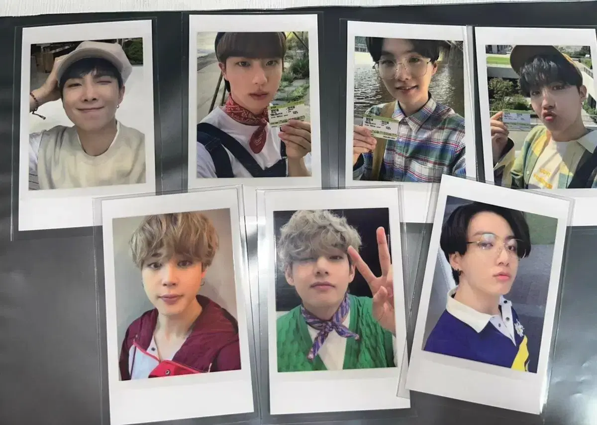 urgent! 2021 bangtan seasons greetings photocard Set (shipping included)