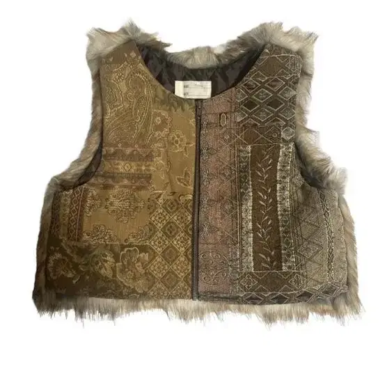 77CIRCA FUR VEST