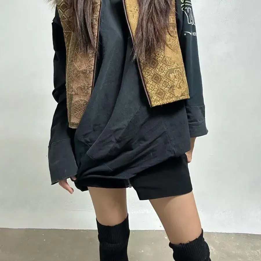 77CIRCA FUR VEST