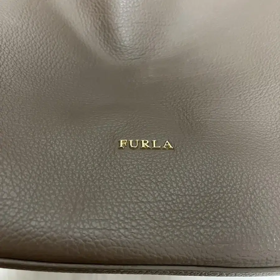 훌라 furla 가죽 버킷백 토트백