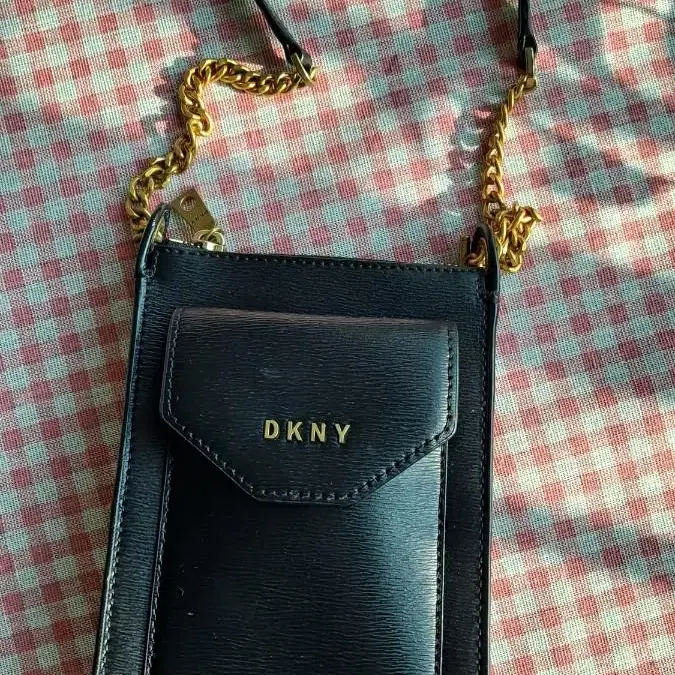 DKNY 폰가방