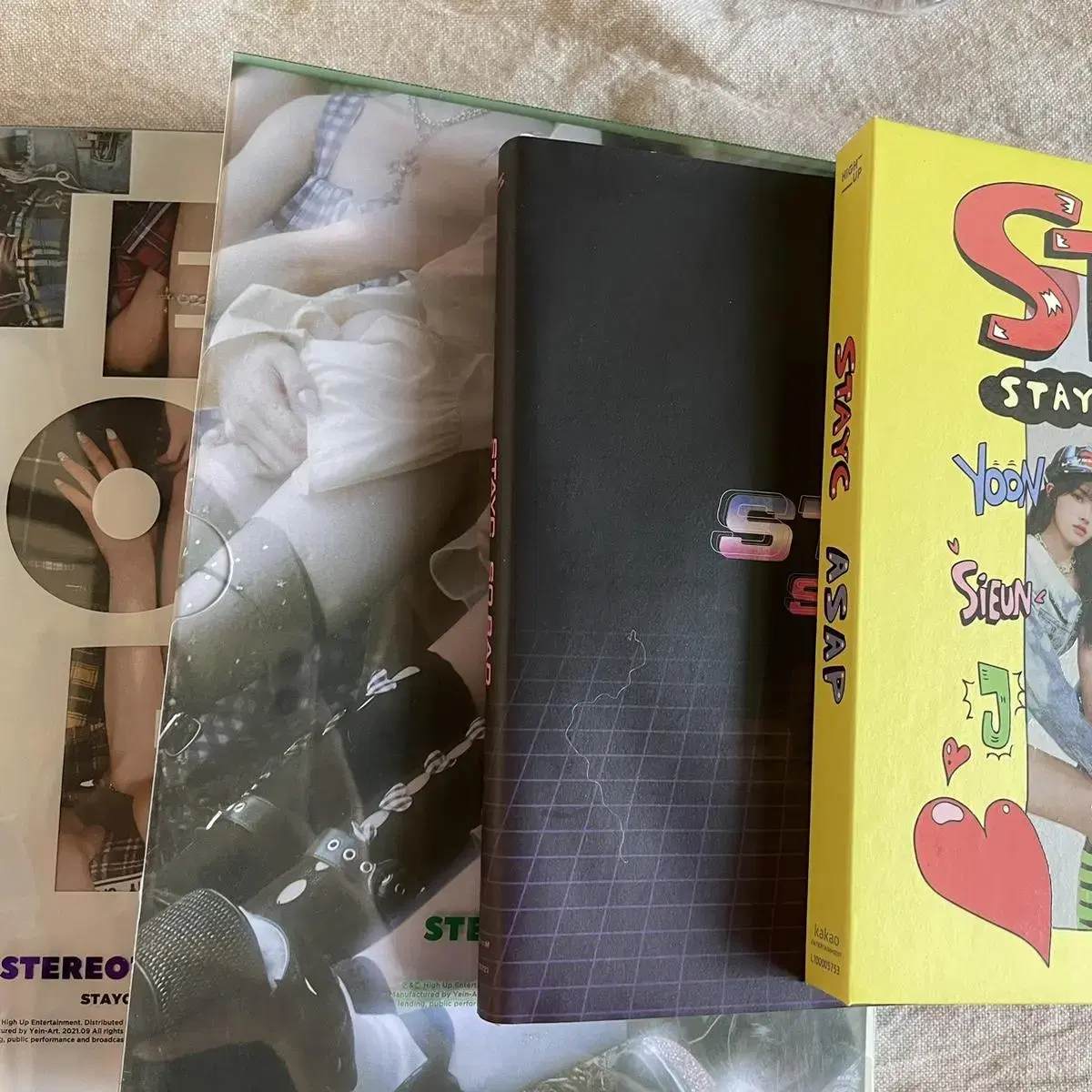 Stayc unsealed album wts