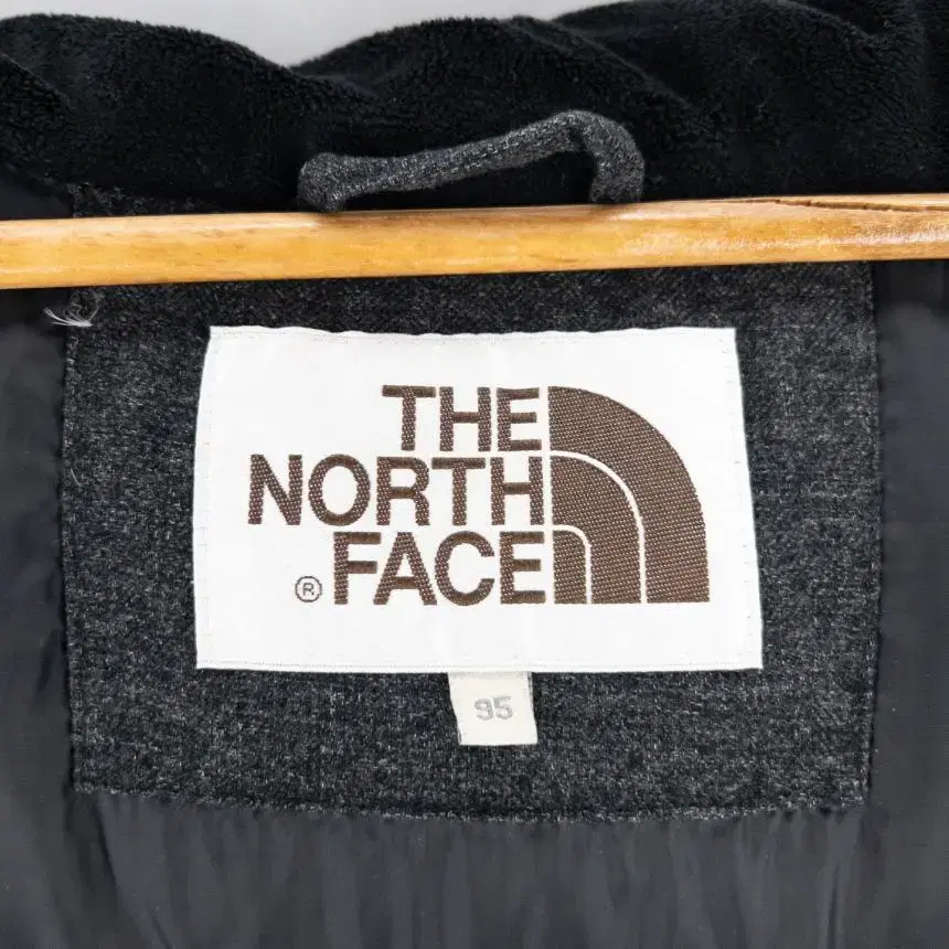 Northface 노스페이스 넬슨노벨티 거위털 남성패딩 95/빈티지홍