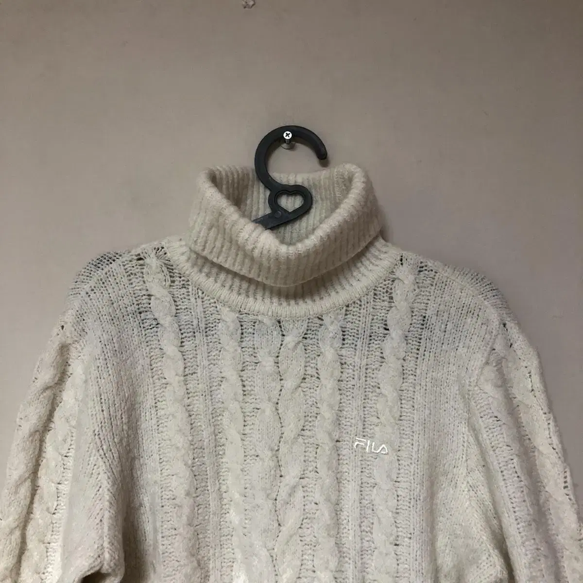 Vintage FILA white turtleneck knit