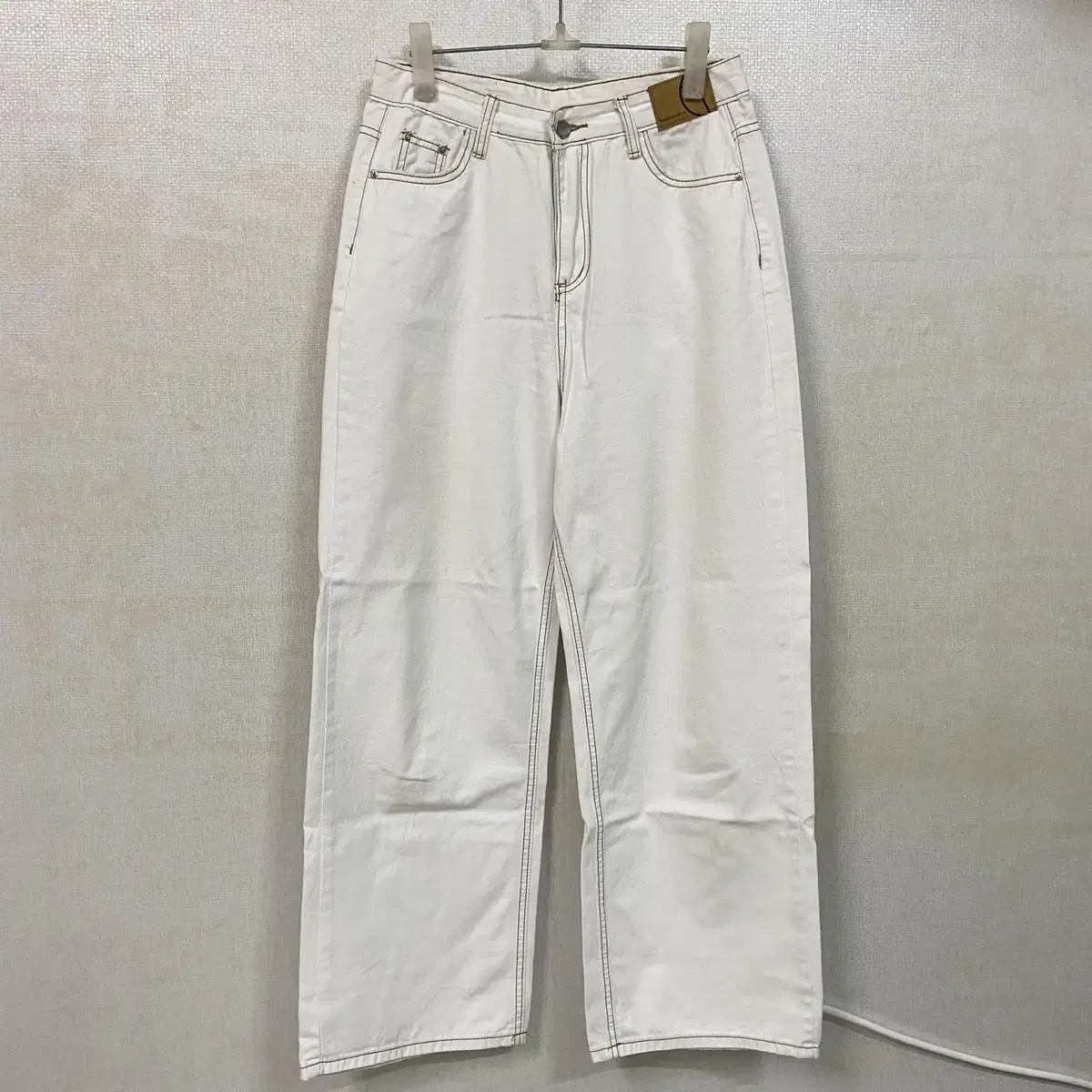 White straight leg wide leg pants