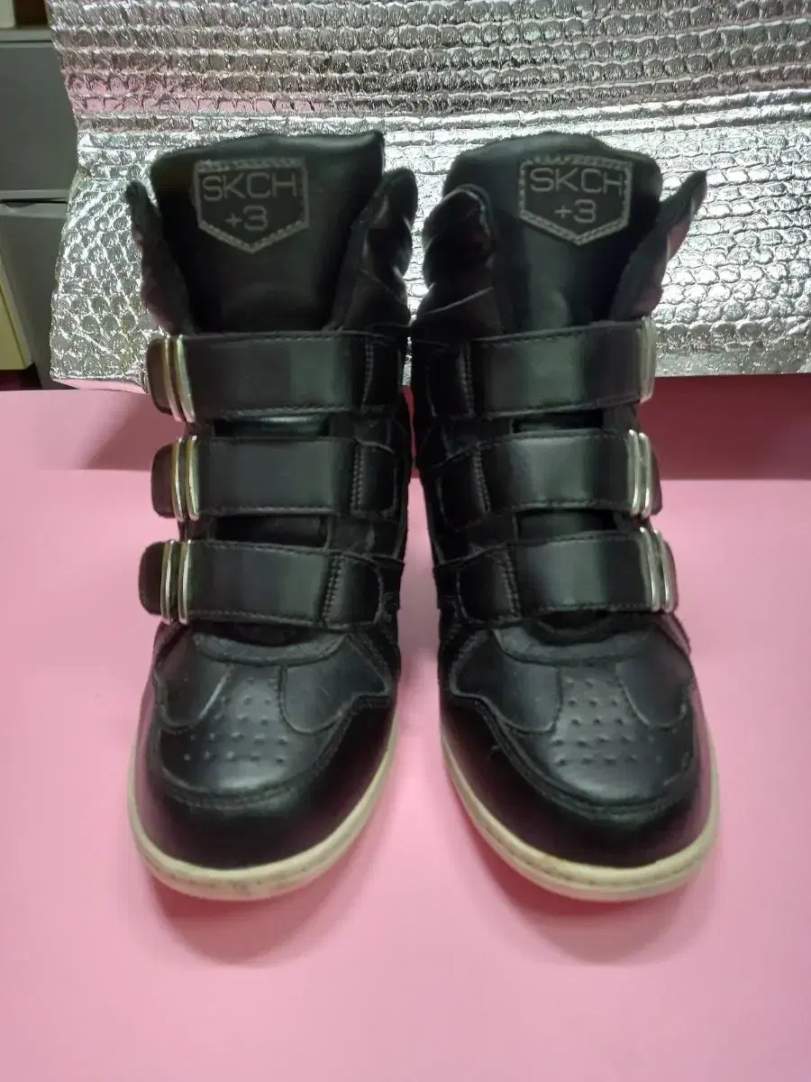 Women's Skechers Leather High Top Walker Shoes (240) SN48508BLK