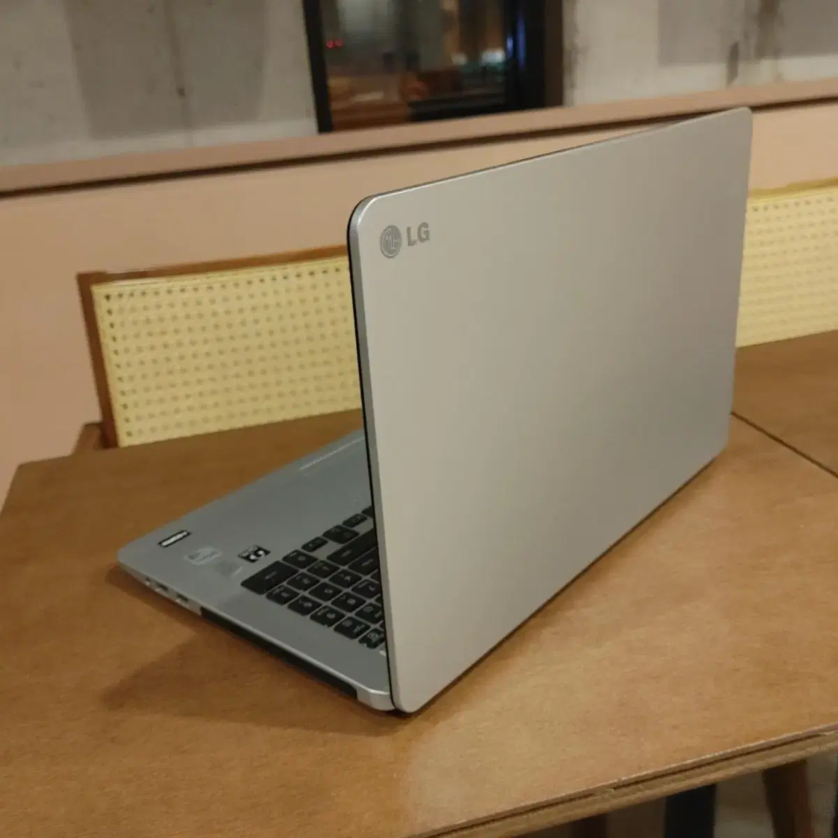 LG 15N540 노트북