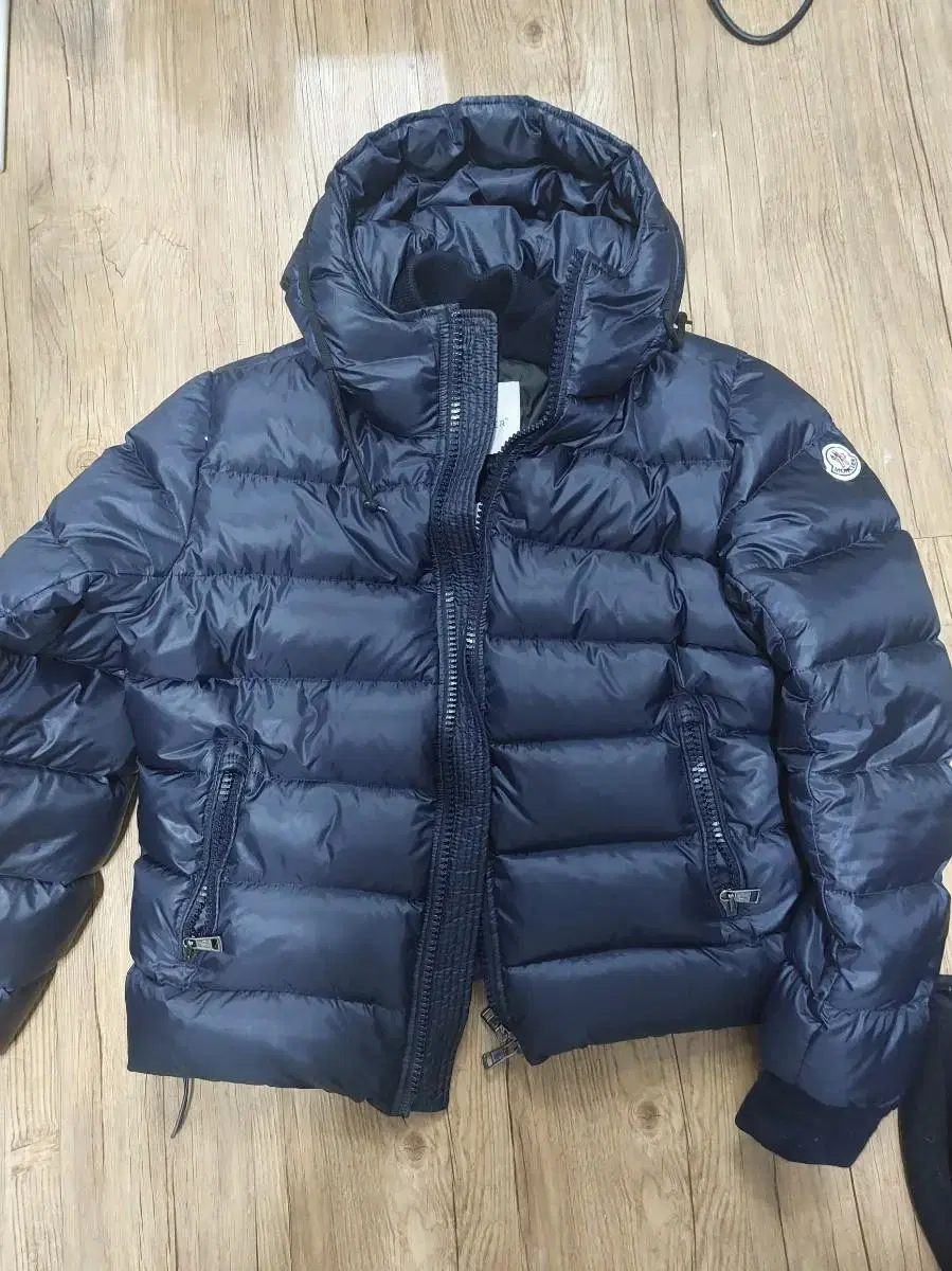 [3]Genuine Moncler Padding