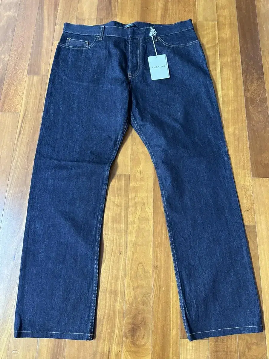 New Arrival Valentino Jeans 32-34-36 inches Denim jin Big Size Luxury