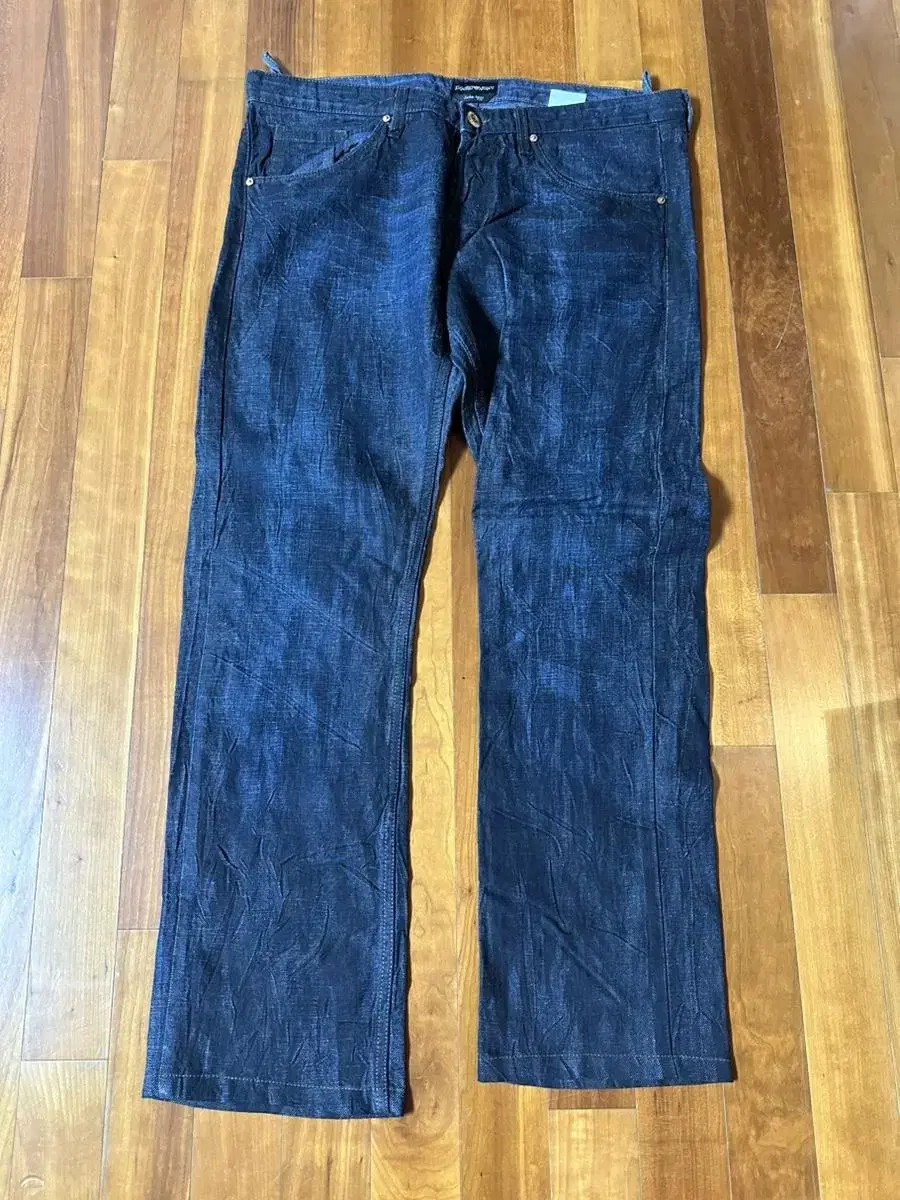 *Armani Almani Jeans 34-36 inches in denim jin Big Size Luxury