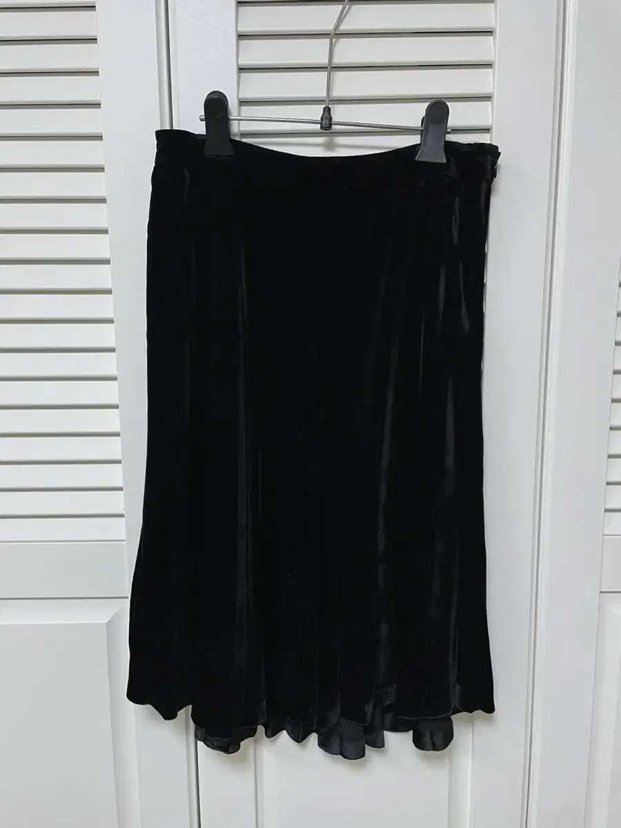 SATIN velvet skirt