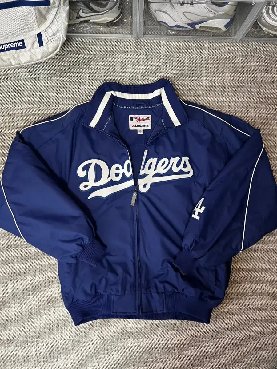 Majestic LA Dodgers Zip-up Jacket XL