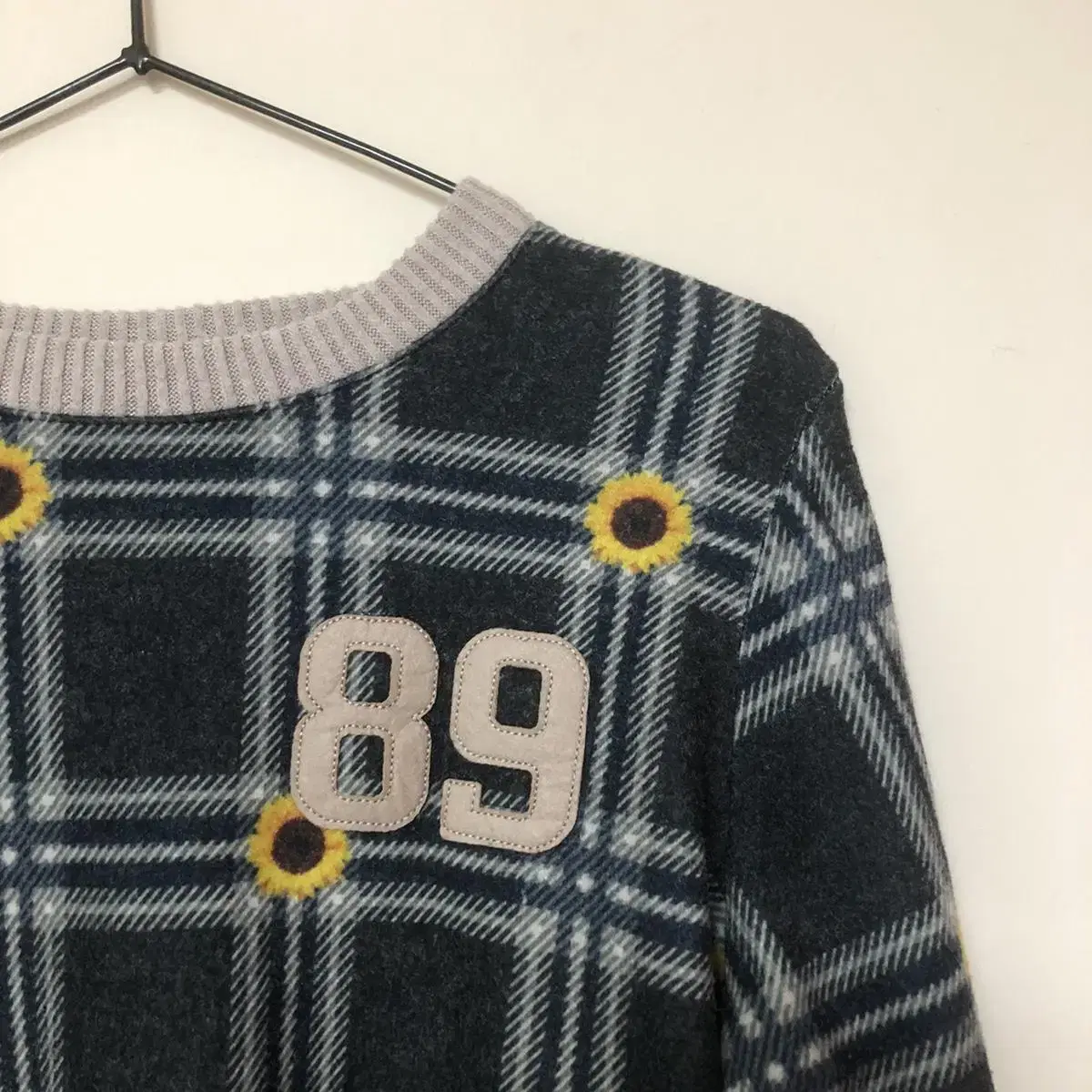 Vintage 89 sunflower check knit