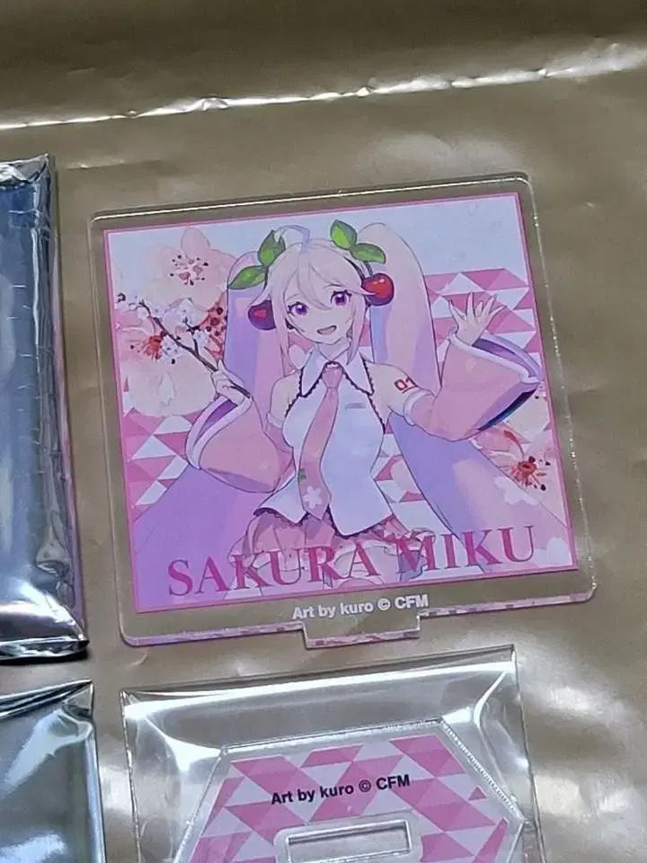 Vocaloid Hatsune Miku Trading Cherry Blossoms acrylic stand sells