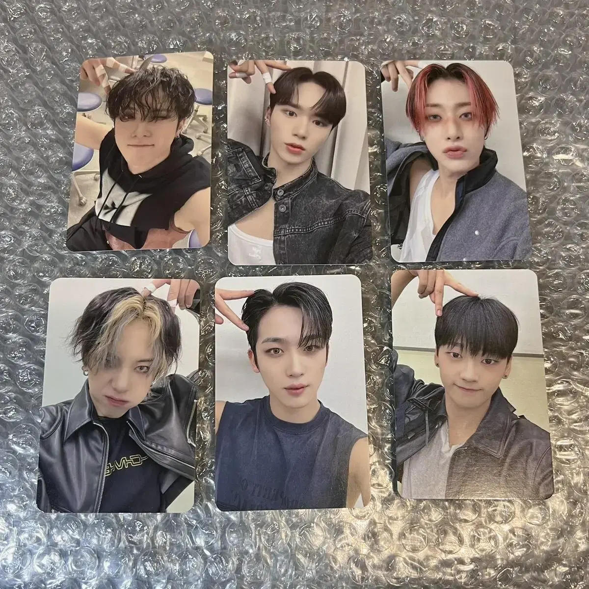 wei jump up cat ears selfie unreleased photocard photocard WEI benefit poca