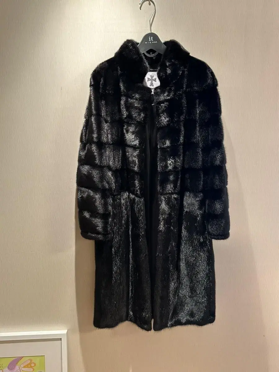 IsabelleIMZU Long mink coat