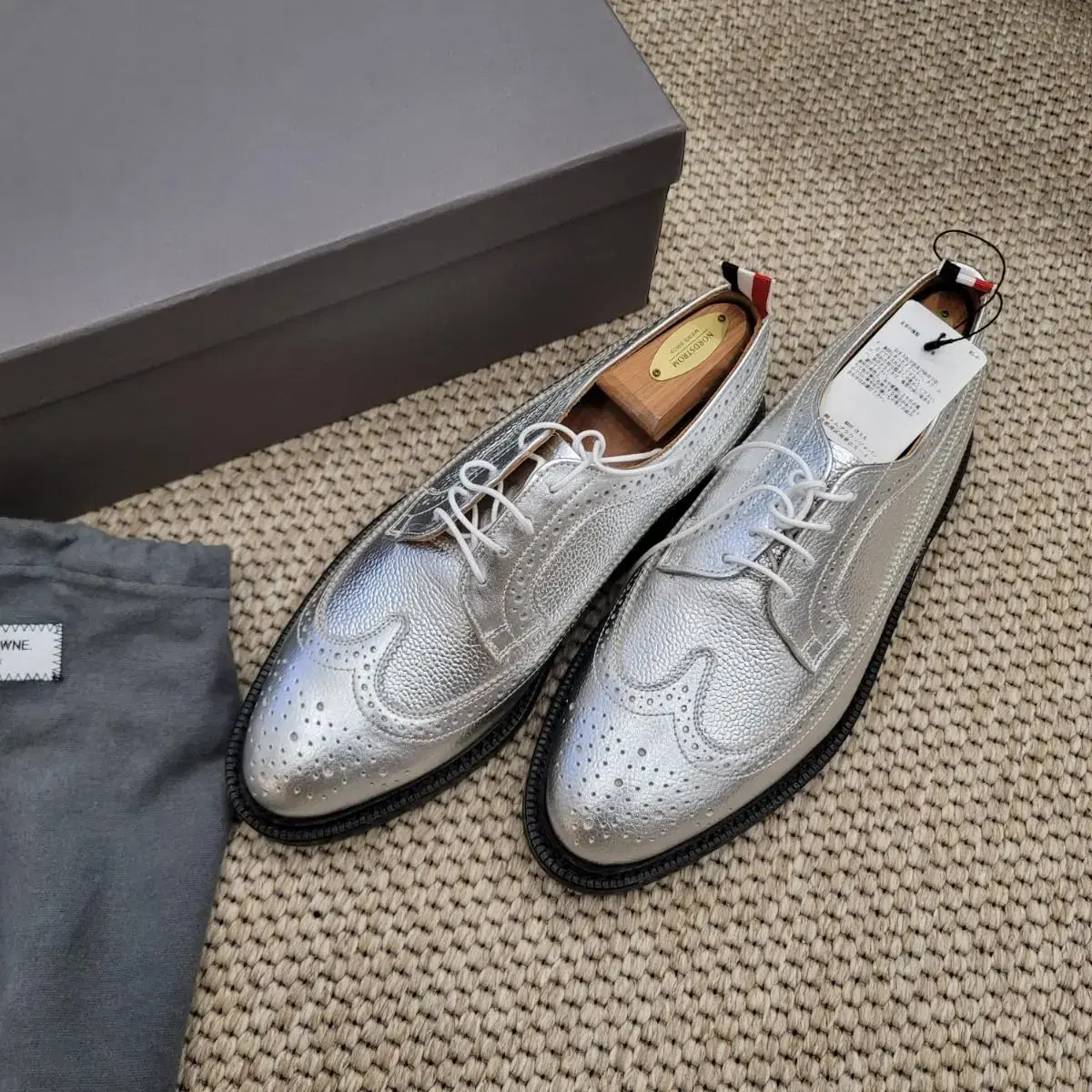 Thom Browne 톰브라운 명작 메탈릭 실버 롱윙 윙팁 슈즈