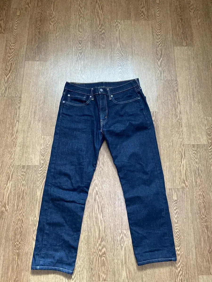 Levi's jeans denim