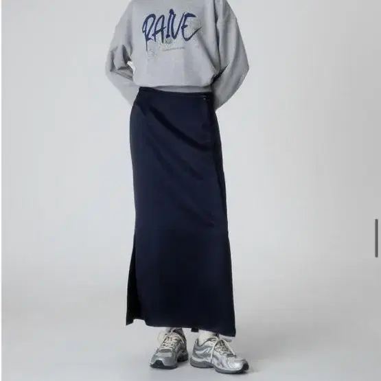 레이브 스튜디오 raive Satin String Belt Skirt i