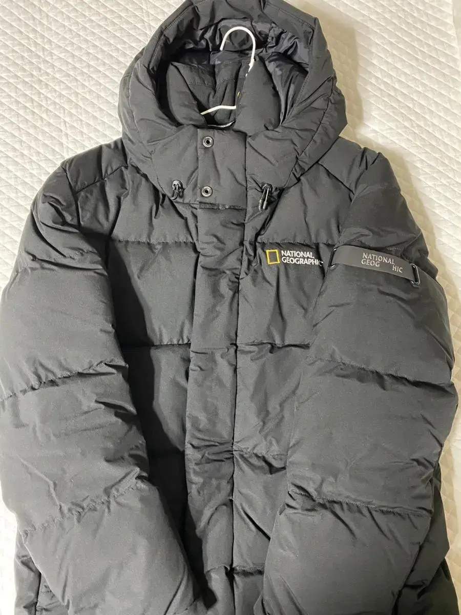 [L] National Geographic Long Padding