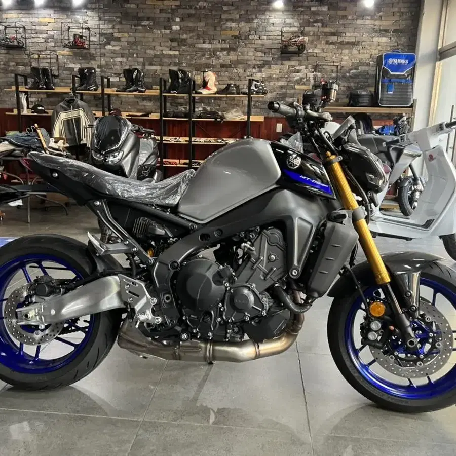 2023년식 YAMAHA MT09SP 신차 판매합니다