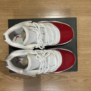 AIR JORDAN 11 RETROW ROW BG(가격내림) | 브랜드 중고거래 플랫폼 ...