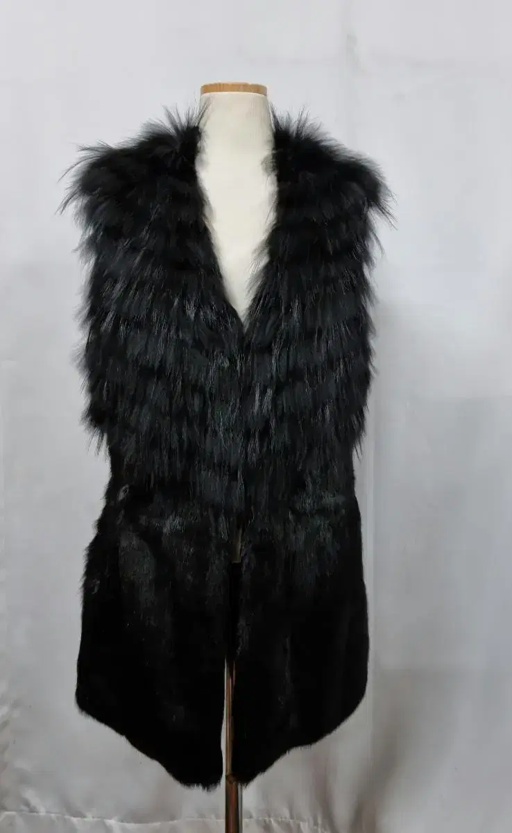 Rabbit Fur Vests 66