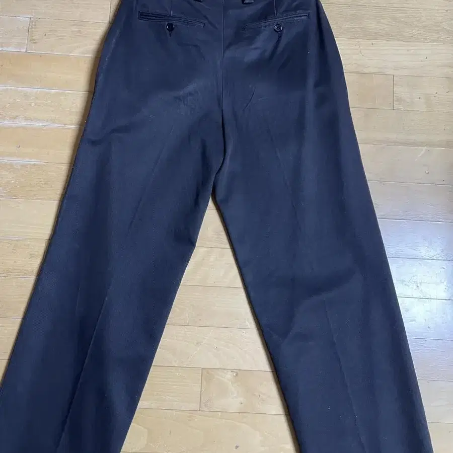 mfpen twill trousers