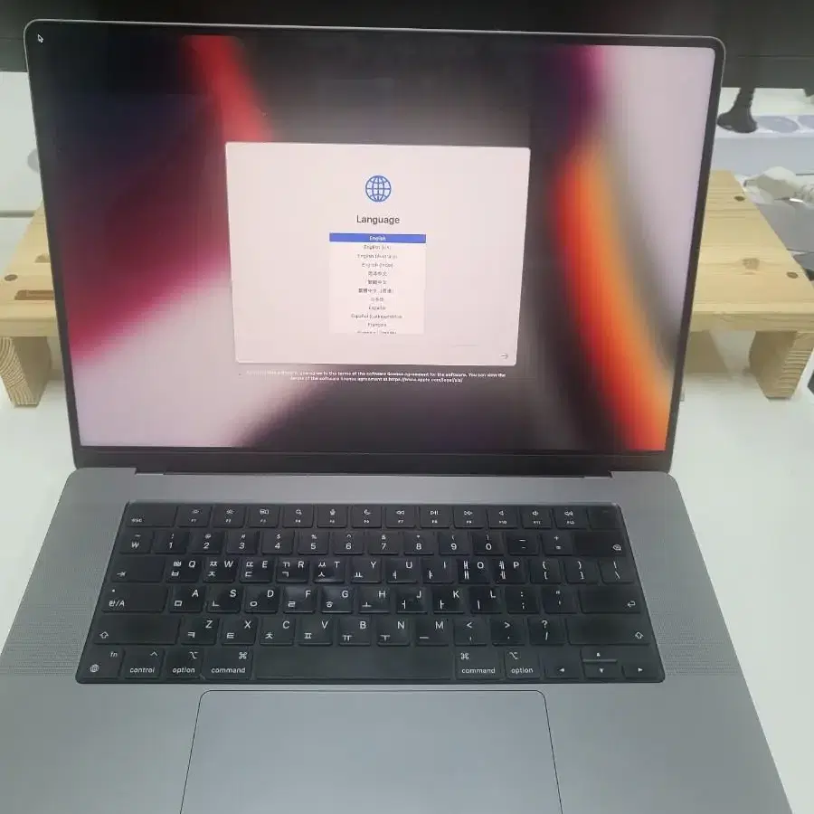 MACBOOK PRO 16형 1TB