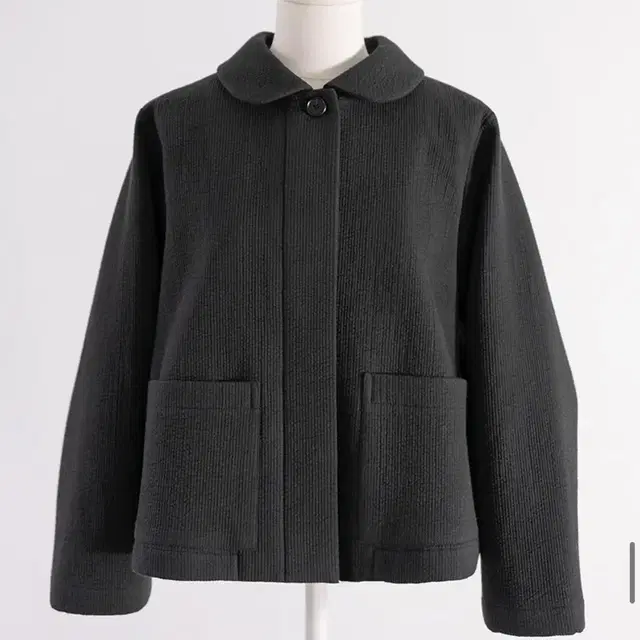 유노이아 round collar quilted jacket